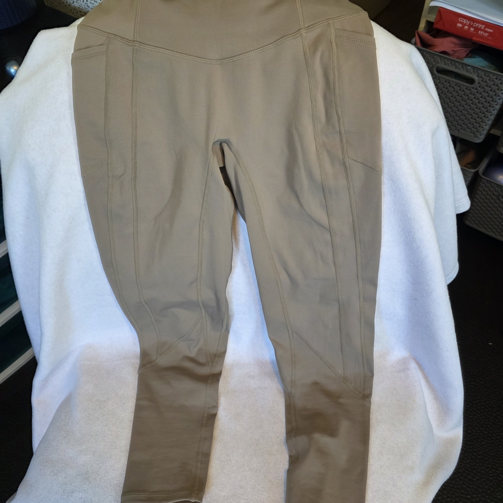 TYC Leggings - Picture 4 of 4